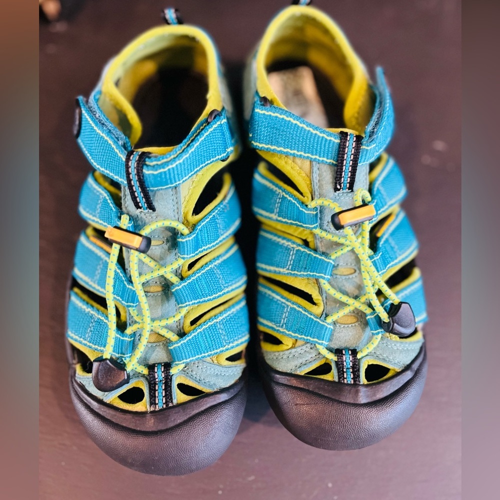 Keen Kids Blue and Green Outdoor Sandals - Picture 6 of 8